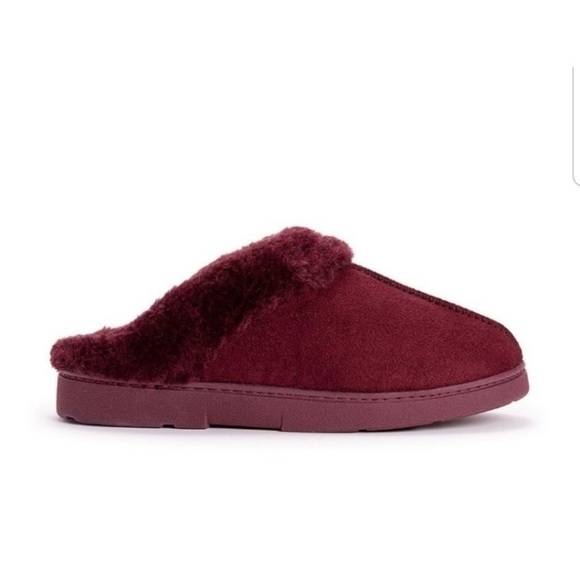 NEW Women's Muk Luks Burgundy Faux Fur Slippers Size L(9-10) - Picture 3 of 4